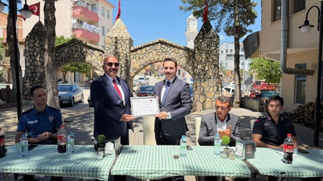 KAYMAKAM BURAK ŞAPALOĞLU ONURUNA VEDA YEMEĞİ DÜZENLENDİ